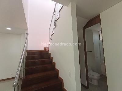 Casa de 3 alcobas en arriendo en Loma El Atravesado, Envigado, 230 m² · foto 20 de 20