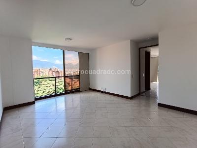 Apartamento de 1 alcoba en arriendo en Patio Bonito, Medellín, 50 m² · foto 2 de 12