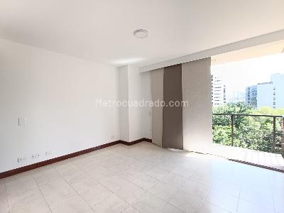 Apartamento de 1 alcoba en arriendo en Patio Bonito, Medellín, 50 m² · foto 10 de 12
