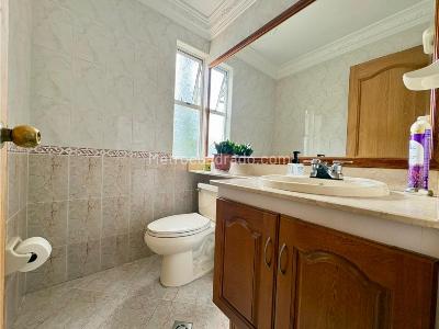 Casa de 4 alcobas en venta en Loma De Las Brujas, Envigado, 344 m² · foto 11 de 18