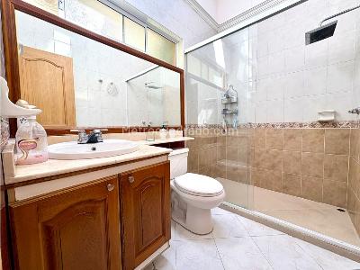 Casa de 4 alcobas en venta en Loma De Las Brujas, Envigado, 344 m² · foto 12 de 18