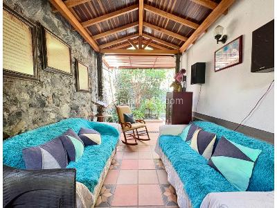 Casa de 4 alcobas en venta en Loma De Las Brujas, Envigado, 344 m² · foto 16 de 18
