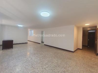 Apartamento de 3 alcobas en arriendo en Conquistadores, Medellín, 142 m² · foto 2 de 20