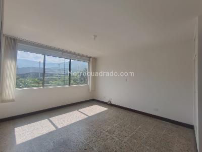 Apartamento de 3 alcobas en arriendo en Conquistadores, Medellín, 142 m² · foto 18 de 20
