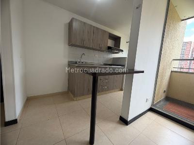 Apartamento en venta en Ditaires, Itagüí · foto 3 de 12