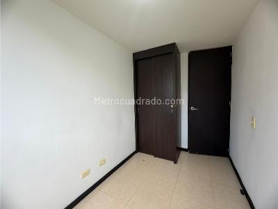 Apartamento en venta en Ditaires, Itagüí · foto 7 de 12