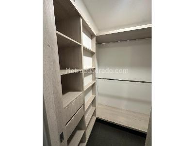 Apartamento de 2 alcobas en venta en Altos Del Poblado, Medellín, 92 m² · foto 13 de 19