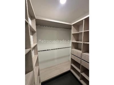 Apartamento de 2 alcobas en venta en Altos Del Poblado, Medellín, 92 m² · foto 14 de 19