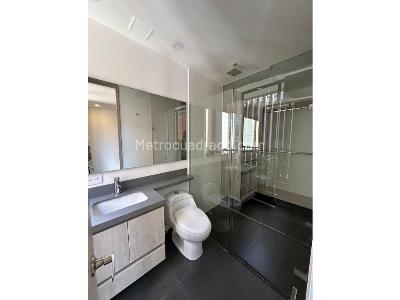 Apartamento de 2 alcobas en venta en Altos Del Poblado, Medellín, 92 m² · foto 17 de 19