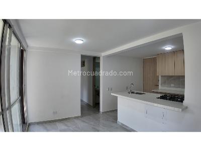 Apartamento de 3 alcobas en venta en Loma De San Jose, Sabaneta, 53 m² · foto 2 de 10