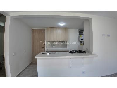 Apartamento de 3 alcobas en venta en Loma De San Jose, Sabaneta, 53 m² · foto 4 de 10