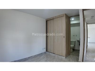 Apartamento de 3 alcobas en venta en Loma De San Jose, Sabaneta, 53 m² · foto 6 de 10