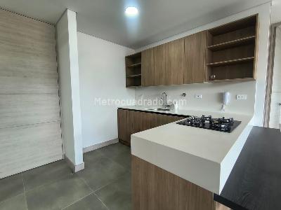 Apartamento de 1 alcoba en arriendo en Los Balsos, Medellín, 73 m² · foto 5 de 13