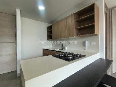 Apartamento de 1 alcoba en arriendo en Los Balsos, Medellín, 73 m² · foto 7 de 13