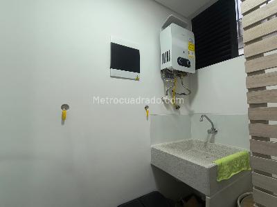 Apartamento de 1 alcoba en arriendo en Los Balsos, Medellín, 73 m² · foto 8 de 13