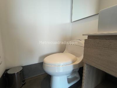 Apartamento de 1 alcoba en arriendo en Los Balsos, Medellín, 73 m² · foto 9 de 13
