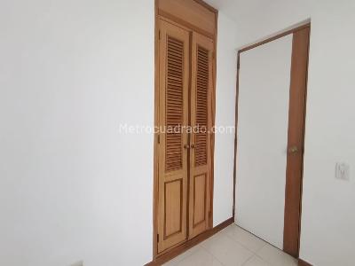 Apartamento de 3 alcobas en arriendo en San Lucas, Medellín, 152 m² · foto 8 de 17