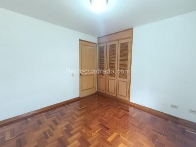 Apartamento de 3 alcobas en arriendo en San Lucas, Medellín, 152 m² · foto 10 de 17