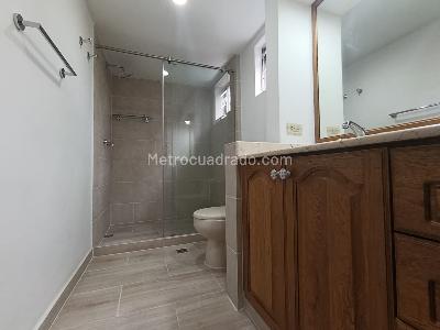 Apartamento de 3 alcobas en arriendo en San Lucas, Medellín, 152 m² · foto 15 de 17