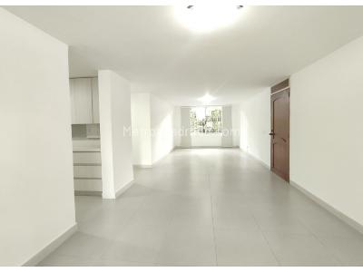Apartamento de 4 alcobas en venta en Patio Bonito, Medellín, 154 m² · foto 2 de 19