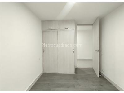 Apartamento de 4 alcobas en venta en Patio Bonito, Medellín, 154 m² · foto 6 de 19