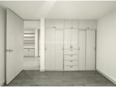 Apartamento de 4 alcobas en venta en Patio Bonito, Medellín, 154 m² · foto 8 de 19
