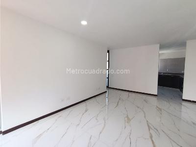 Apartamento de 3 alcobas en venta en Castropol, Medellín, 95 m² · foto 3 de 16