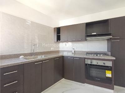 Apartamento de 3 alcobas en venta en Castropol, Medellín, 95 m² · foto 4 de 16