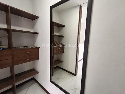 Apartamento de 3 alcobas en venta en Castropol, Medellín, 95 m² · foto 12 de 16