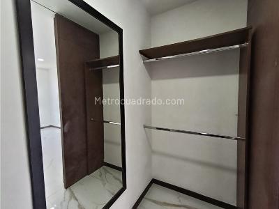 Apartamento de 3 alcobas en venta en Castropol, Medellín, 95 m² · foto 13 de 16