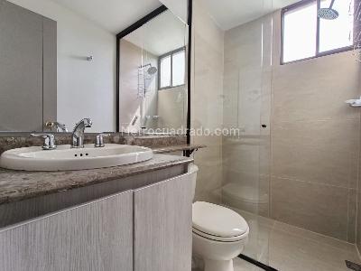 Apartamento de 3 alcobas en arriendo en Las Lomas, Medellín, 100 m² · foto 5 de 18