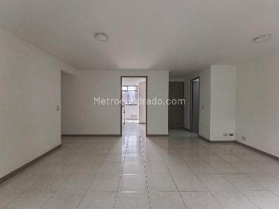 Apartamento de 3 alcobas en arriendo en Las Lomas, Medellín, 100 m² · foto 14 de 18