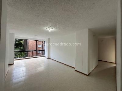 Apartamento en venta en Loma Del Escobero, Envigado · foto 2 de 18