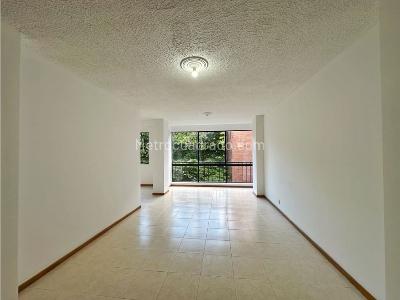 Apartamento en venta en Loma Del Escobero, Envigado · foto 17 de 18