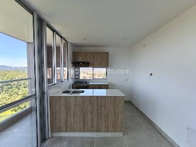 Apartamento de 3 alcobas en arriendo en Los Colegios, Rionegro, 74 m² · foto 2 de 12