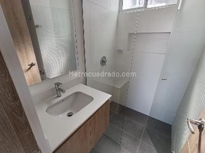 Apartamento de 3 alcobas en arriendo en Los Colegios, Rionegro, 74 m² · foto 9 de 12