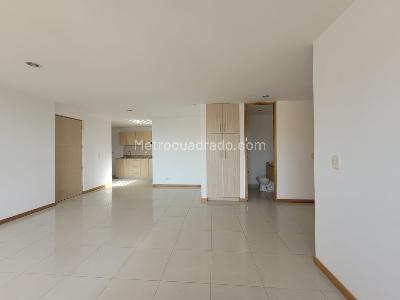 Apartamento de 2 alcobas en arriendo en Los Colegios, Rionegro, 70 m² · foto 3 de 13