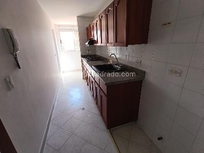 Apartamento de 3 alcobas en arriendo en Laureles Medellin, Medellín, 75 m² · foto 4 de 14