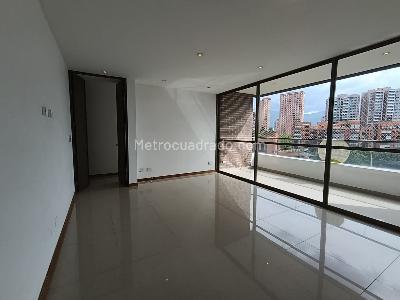 Apartamento de 1 alcoba en arriendo en Los Balsos, Medellín, 69 m² · foto 2 de 12