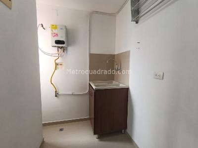 Apartamento de 1 alcoba en arriendo en Los Balsos, Medellín, 69 m² · foto 7 de 12