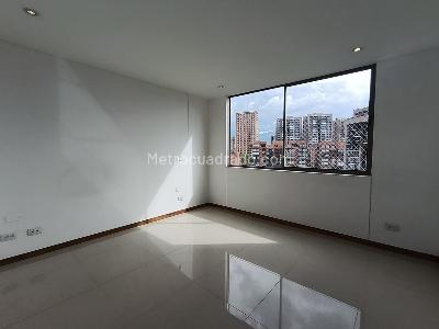 Apartamento de 1 alcoba en arriendo en Los Balsos, Medellín, 69 m² · foto 8 de 12