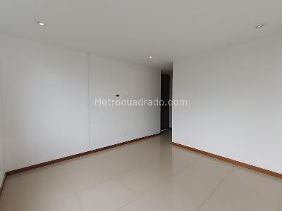 Apartamento de 1 alcoba en arriendo en Los Balsos, Medellín, 69 m² · foto 9 de 12