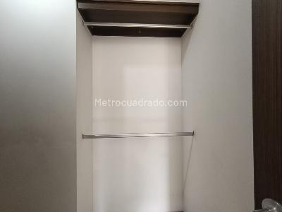 Apartamento de 1 alcoba en arriendo en Los Balsos, Medellín, 69 m² · foto 11 de 12