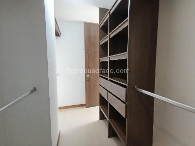 Apartamento de 1 alcoba en arriendo en Los Balsos, Medellín, 69 m² · foto 12 de 12