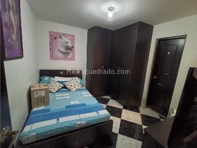 Casa de 3 alcobas en venta en Cabañas, Bello, 132 m² · foto 7 de 11