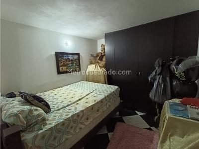 Casa de 3 alcobas en venta en Cabañas, Bello, 132 m² · foto 8 de 11