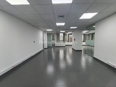 Office for rent in Santa Maria De Los Angeles, Medellín