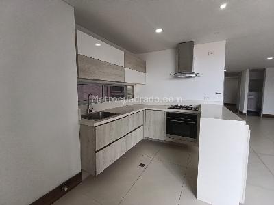 Apartamento de 2 alcobas en arriendo en Aves Maria, Sabaneta, 100 m² · foto 2 de 20