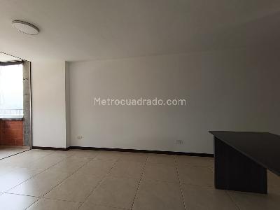 Apartamento de 3 alcobas en arriendo en Holanda, Sabaneta, 75 m² · foto 2 de 20