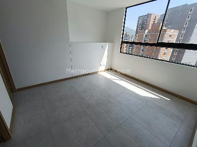 Apartamento de 2 alcobas en arriendo en Prados De Sabaneta, Sabaneta, 75 m² · foto 4 de 20